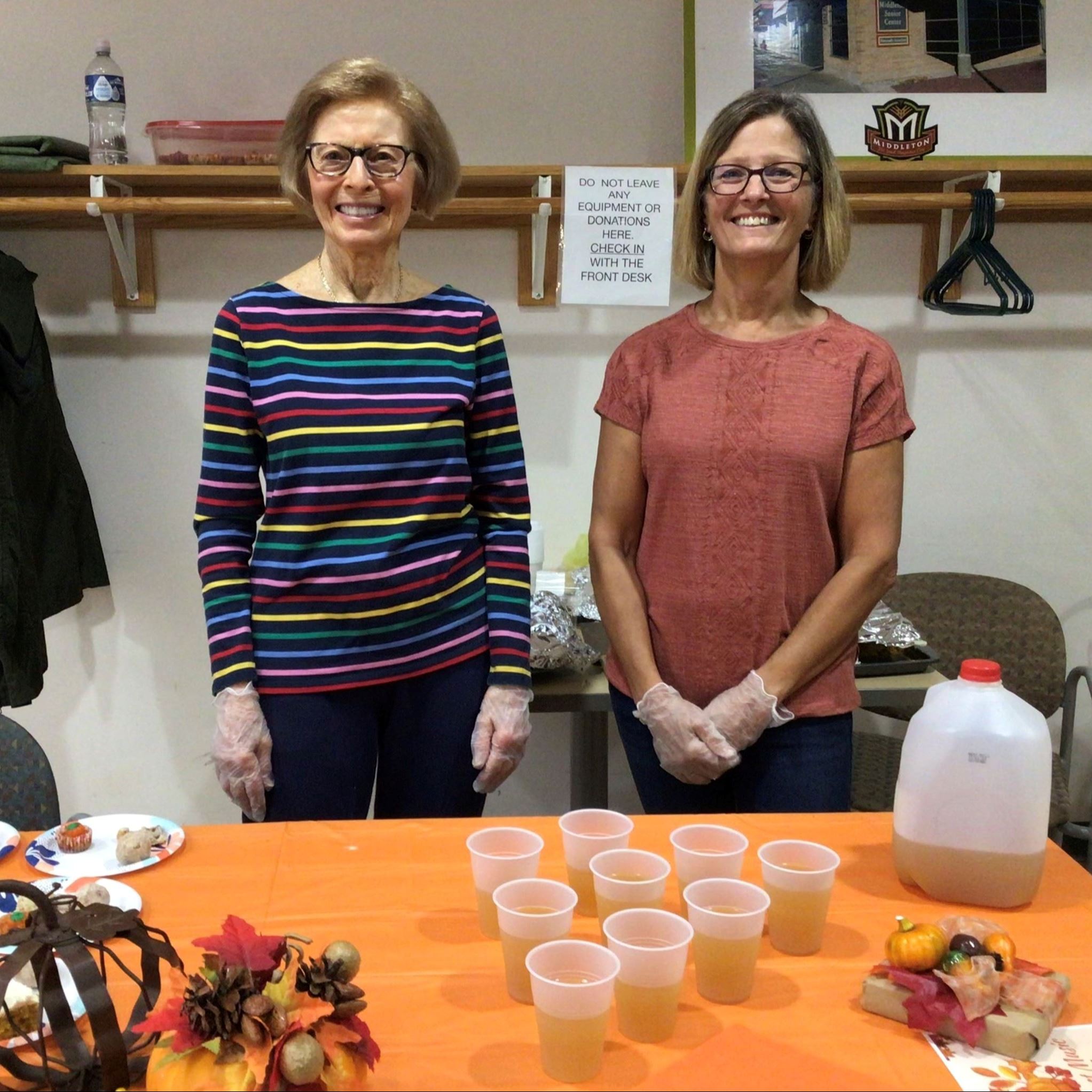 Volunteers Jewel and Eileen 2023